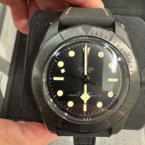 チューダー ブラックベイ