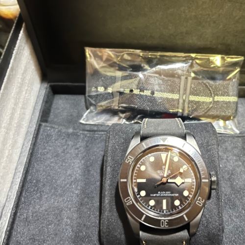 ブラックベイ　セラミック