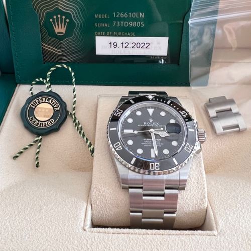 サブマリーナーデイト