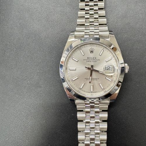 ロレックス デイトジャスト 126300