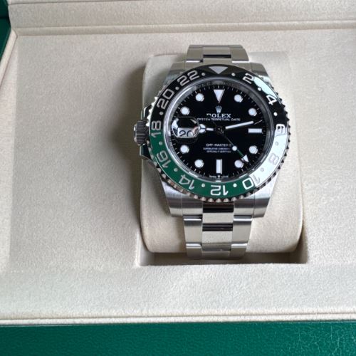 ロレックス GMTマスター 126720