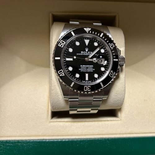 ロレックス サブマリーナー 126610