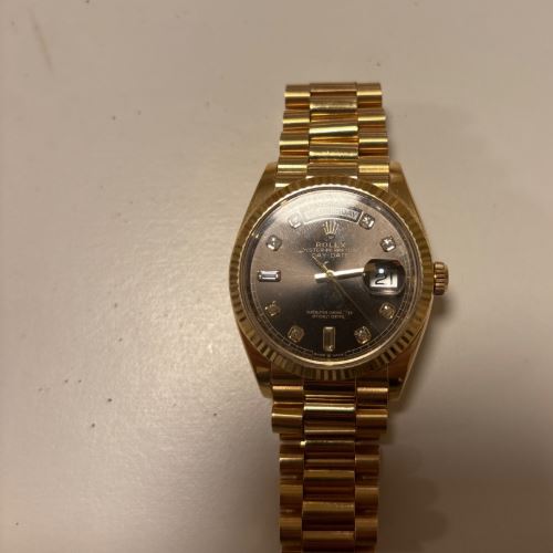 ロレックス デイデイト 36 8Pラウンド 2Pバゲットダイヤ 128238A