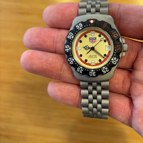 タグホイヤーフォーミュラ1 KITH