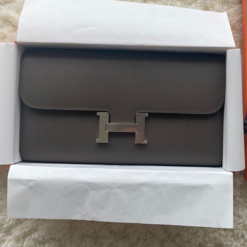 コンスタンストゥーゴー