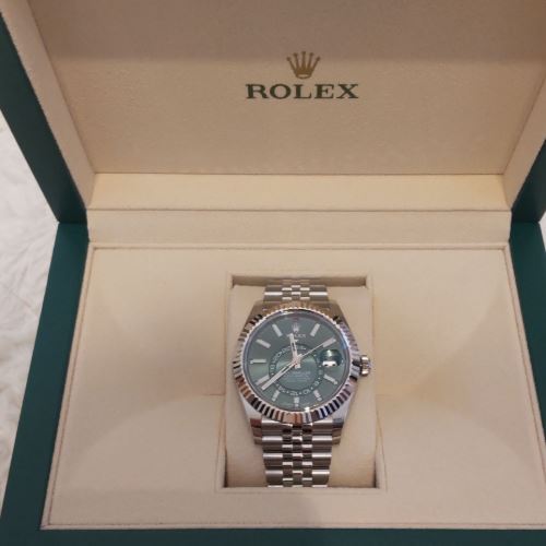 ロレックス スカイドゥエラー 33693