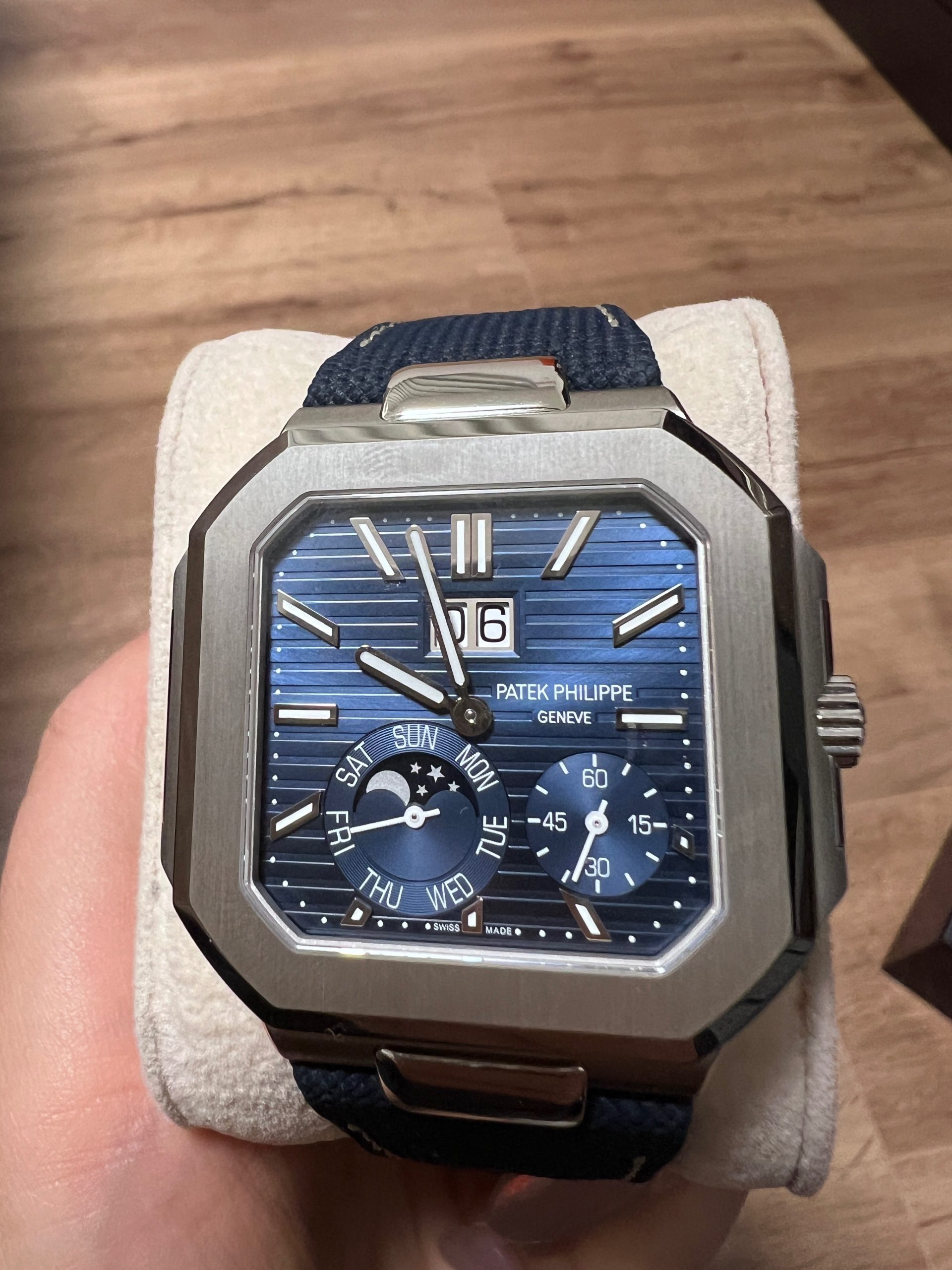 パテックフィリップ 完全新品 箱あり 預かり書ありの画像