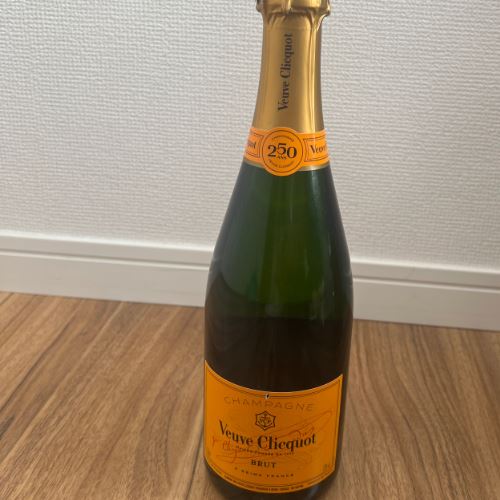 シャンパン ヴーヴ・クリコ