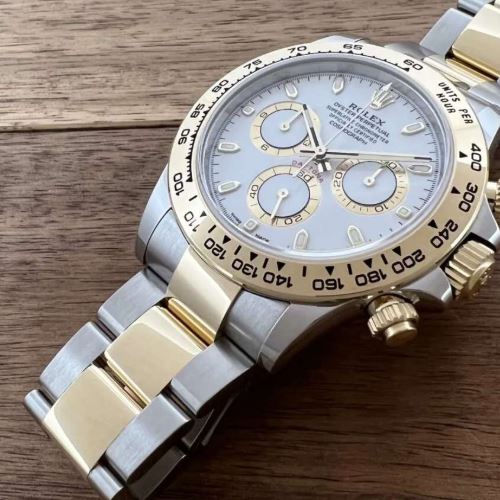 コスモグラフ デイトナ ランダムシリアル ホワイト