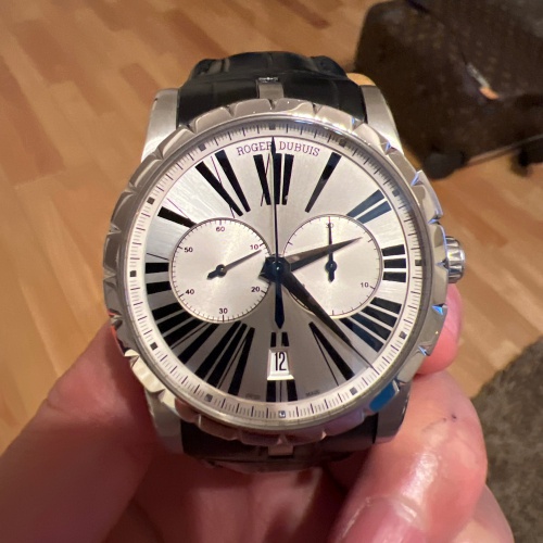 ロジェ・デュブイ ROGER DUBUIS エクスカリバー 42 クロノグラフの画像