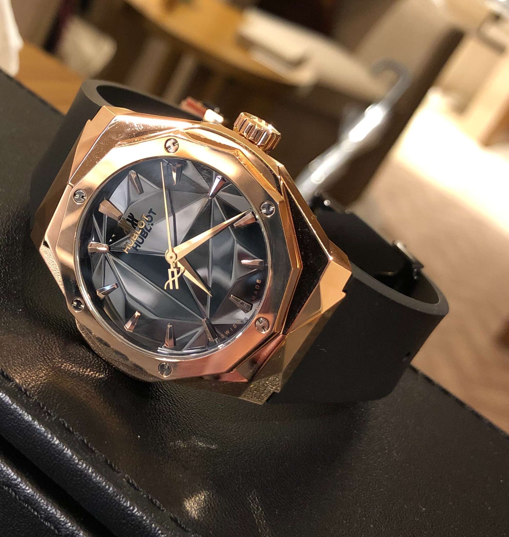 ウブロ クラシックフュージョン HUBLOT　550.OS.1800.RX.ORL19の画像
