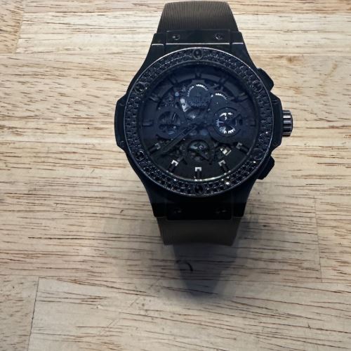 ウブロ ビックバン HUBLOT アエロバン オールブラックダイヤ 311 CI 1110 RX 1100