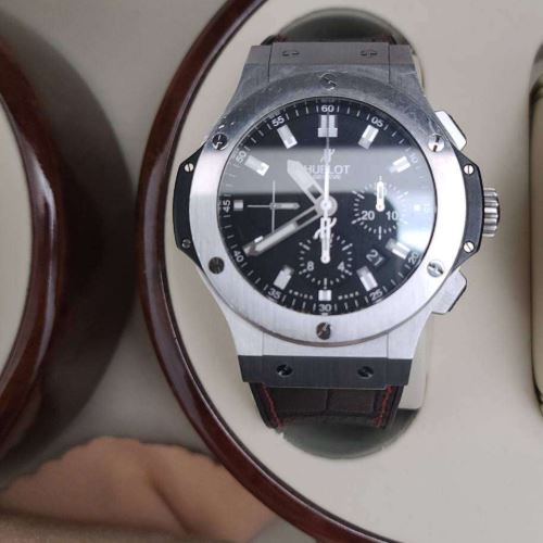 HUBLOTビッグバン