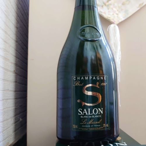 シャンパン サロン