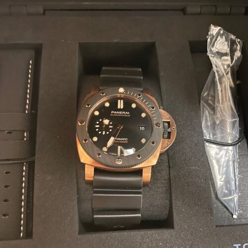 パネライ サブマーシブル