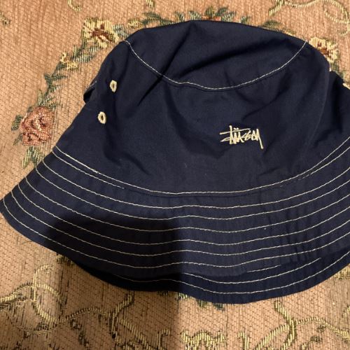 帽子ステューシー