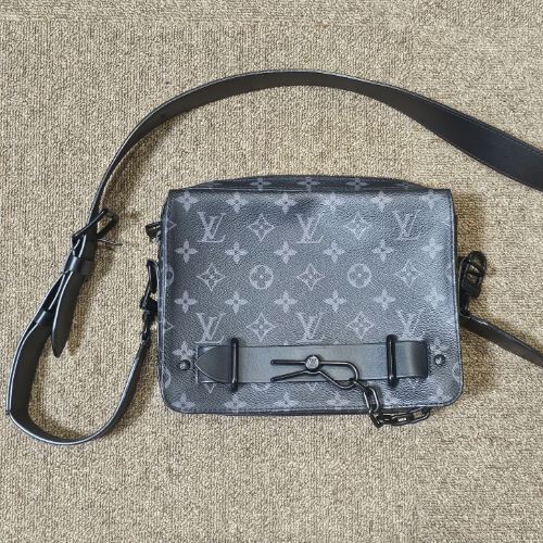 ルイヴィトン モノグラム