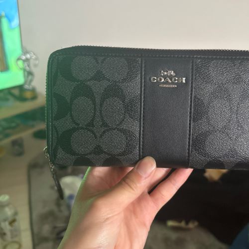 COACH長財布