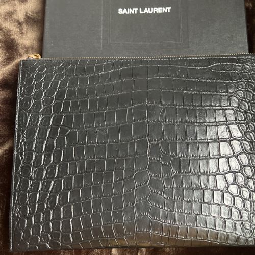 SAINT LAURENT TINY MONOGRAM クラッチバッグ