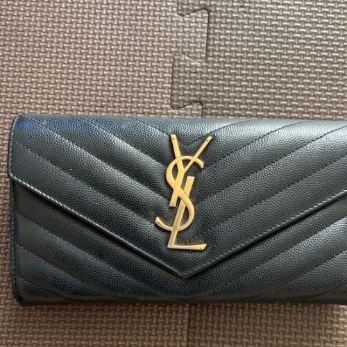 イヴ・サンローラン