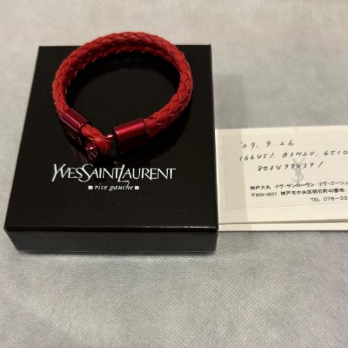 イヴ・サンローラン　リヴ・ゴーシュ