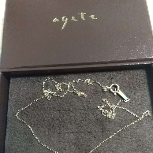 agete k10ダイヤモンドネックレス(着用サイズ鎖骨辺り)