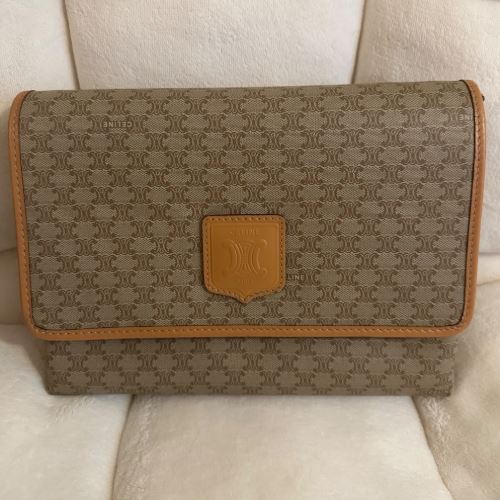 ショルダーバッグ