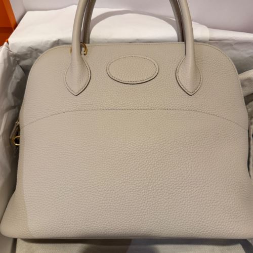 ボリード31、クレ、ゴールド金具