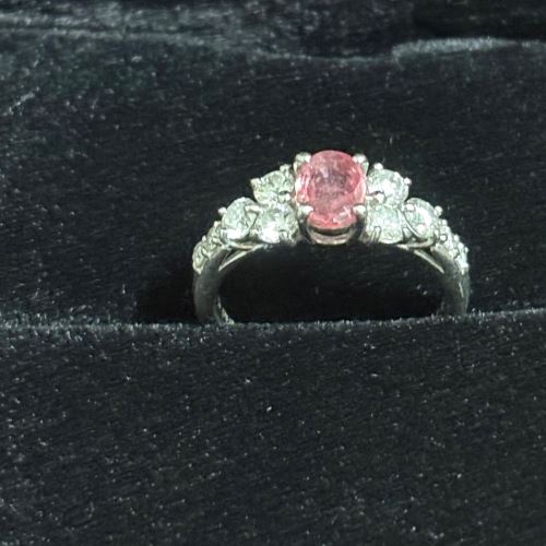 パパラチャサファイアリング(宝石鑑定書あり、脇石天然ダイアモンド)