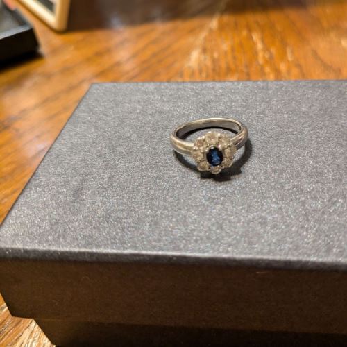 ダイヤリングサファイア