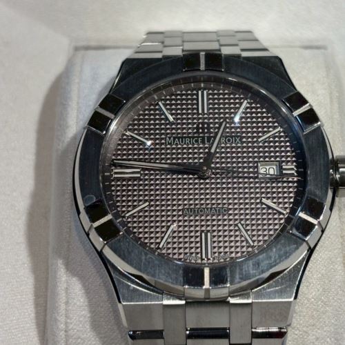 モーリスラクロア AI6008-SS002-230-1