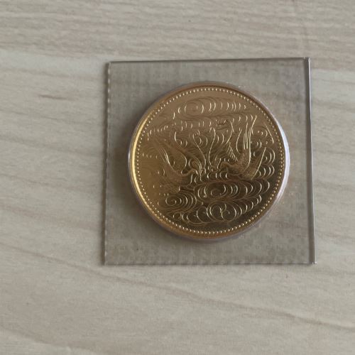 天皇御即位10万円20グラム