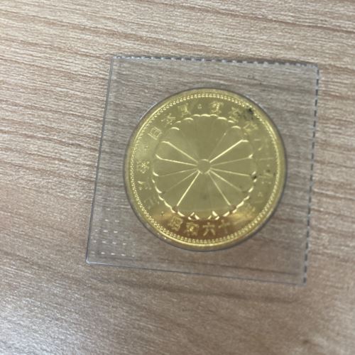 昭和天皇御在位60年記念10万円金貨