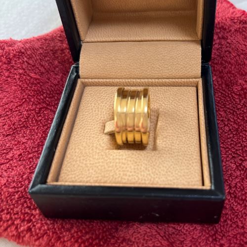 ブルガリゼロワン