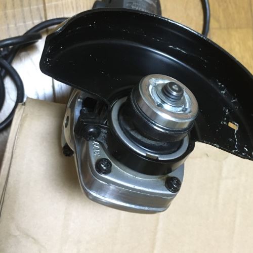 makita　100㎜ディスクグラインダー　モデル9539B 100v〜7A