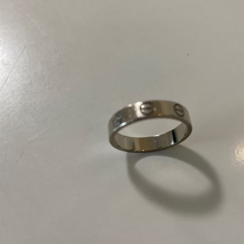 カルティエ　ラブリング　ホワイトゴールド