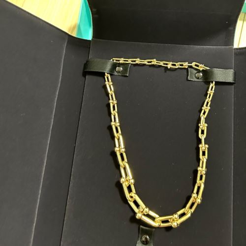 ティファニーハードウェアネックレス18in