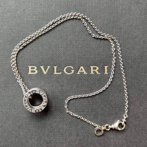 ビーゼロワンネックレス