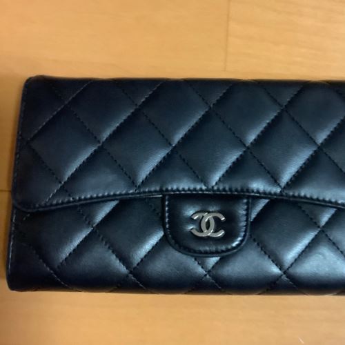 マトラッセ ラムスキン サイフ