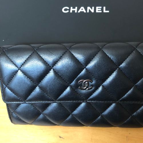 マトラッセ　長財布