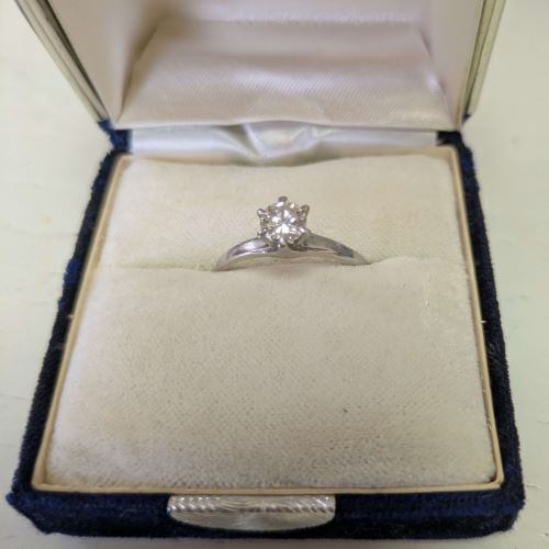 ダイヤモンドリング