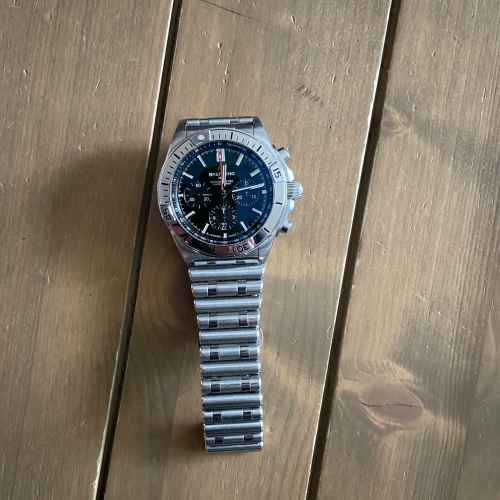 ブライトリング クロノマット ク B01 42 ベントレー グリーン