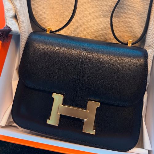 エルメス コンスタンス