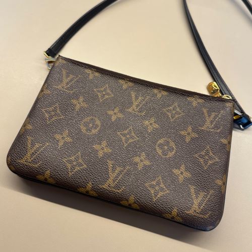 ルイ・ヴィトン M69203 モノグラム・ジャイアント リバース モノグラム ポ