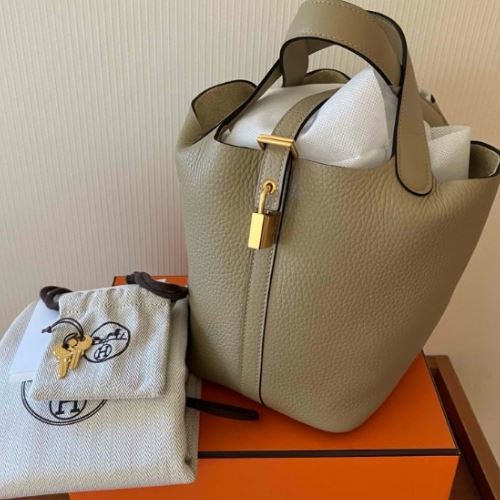 エルメス ピコタン