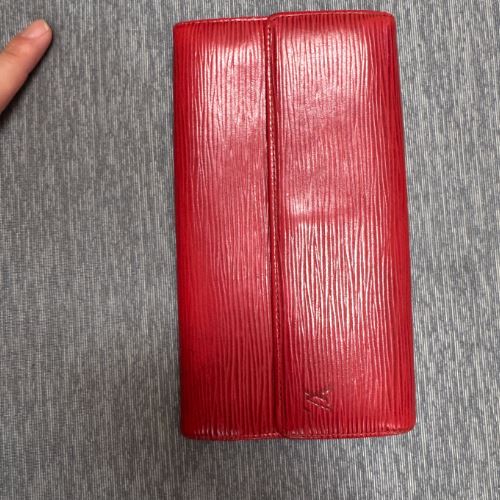 ルイヴィトン　エピ　レザー　長財布