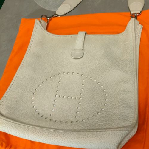 エルメス エブリン