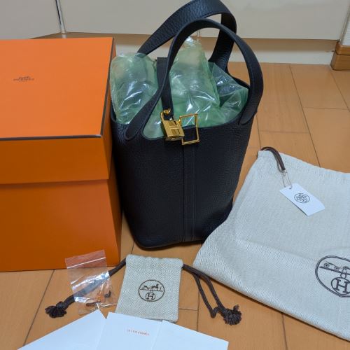 エルメス ピコタン