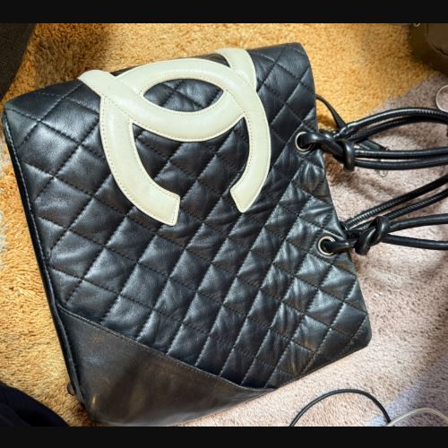 シャネル カンボンライン