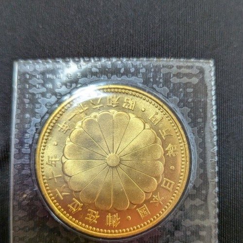 天皇陛下在位60年記念　10万円金貨